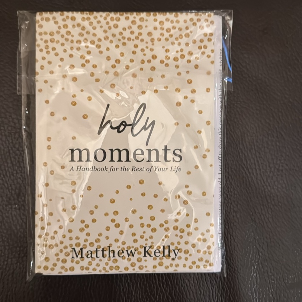 Paperback Handbook “Holy Moments” by Matthew Kelly - Gold Dotted Cover